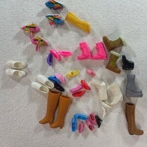 Barbie Doll Shoes Large Lot Boots Heels Sneakers Mixed Fashion Doll Accessories